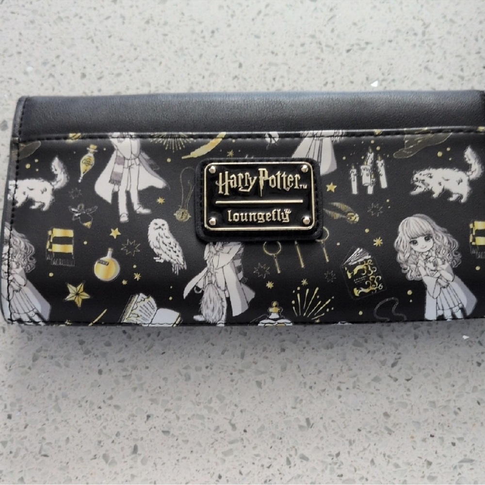 Loungefly Black and Gold Harry Potter Themed Wallet